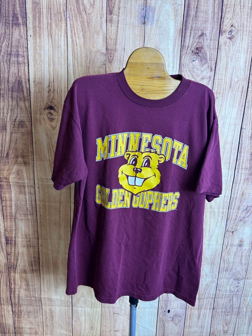 Vintage Jones & Mitchell Minnesota Gopher Beware Tshirt Size L READ Description